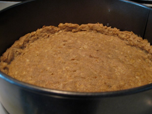 Walnut oat cheesecake crust