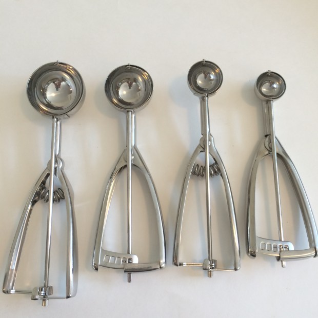Baking scoops - different sizes for your baking needs.